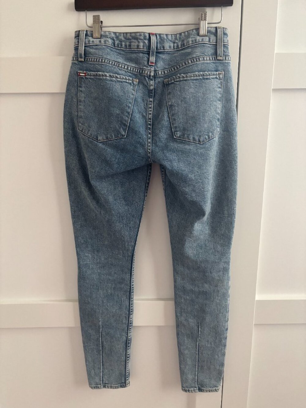 AO LA Alice + Olivia Mid Rise Skinny Jeans Embroidered Size 24 (#108) - Picture 5 of 6
